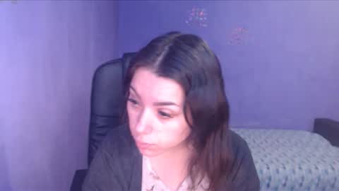 prettyjulliette online show from February 2025 12:11:02 PM