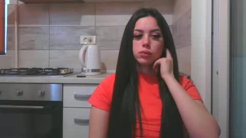 prettyjulliette online show from April 2026 01:52:02 PM