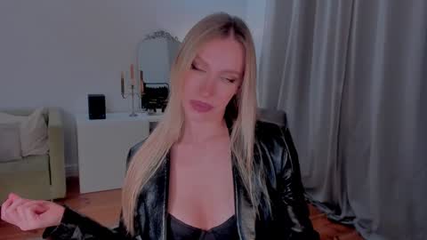 Eva online show from December 2024 11:12:02 PM