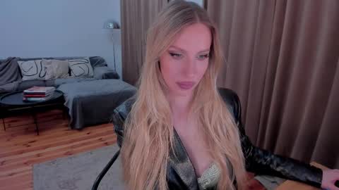 Snapshot of prettyk1ller chatting on May 2026 10:04:02 PM Eva online show from May 2026 10:04:02 PM