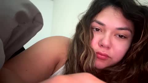 prettylatinamomma01 online show from October 2025 01:44:01 PM