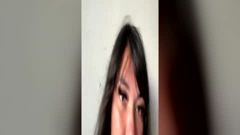 prettylatinamomma01 online show from June 2026 02:43:01 PM