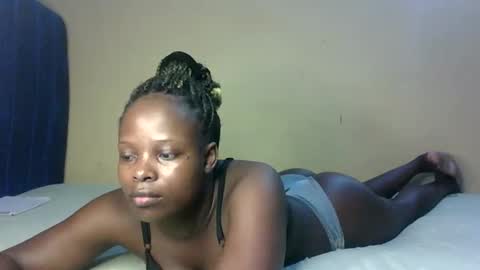 Melly online show from December 2025 02:20:01 AM