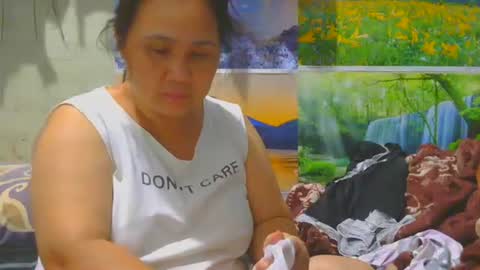 Nhing online show from January 2026 01:02:01 PM