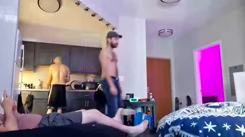 prettysolidd7 online show from September 2025 01:16:01 PM