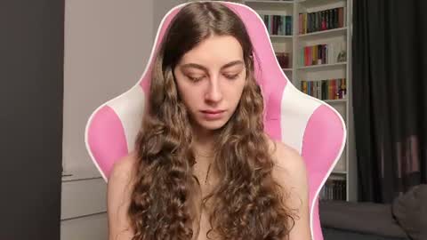 Snapshot of prettysomething chatting on June 2026 06:15:02 AM Sophie next stream will be at Monday i will wait you guys online show from June 2026 06:15:02 AM