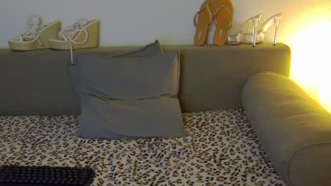 prettyvanessa online show from January 2025 10:49:01 AM