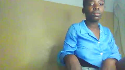 prettyzuzu online show from September 2025 07:19:01 AM