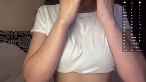 Snapshot of pricillahoinacki chatting on June 2026 10:09:01 AM Amelia online show from June 2026 10:09:01 AM