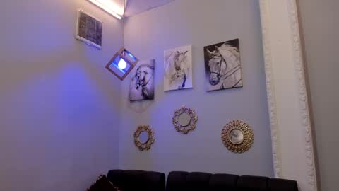 prince_arthur77 online show from February 2025 03:43:02 PM