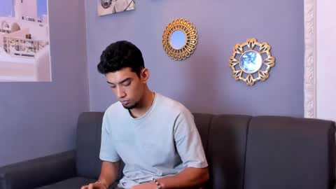 prince_arthur77 online show from October 2025 01:42:02 PM