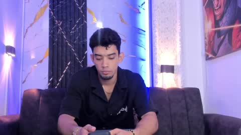 prince_arthur77 online show from May 2026 01:40:01 PM