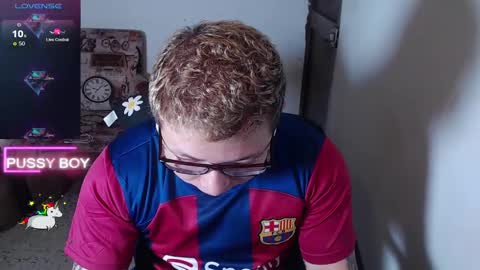 Snapshot of prince_ftm1 chatting on February 2025 04:32:01 PM Prince online show from February 2025 04:32:01 PM