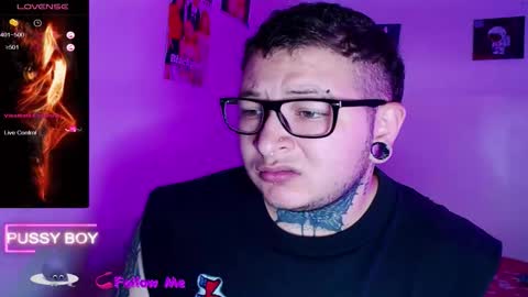 Snapshot of prince_ftm1 chatting on November 2025 04:22:01 PM Prince online show from November 2025 04:22:01 PM