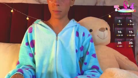 PRINCEPOPPY  online show from October 2025 09:02:01 PM