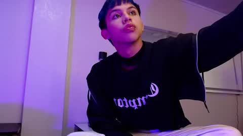 Snapshot of princeapolo_anki chatting on November 2025 07:57:01 PM Prince online show from November 2025 07:57:01 PM