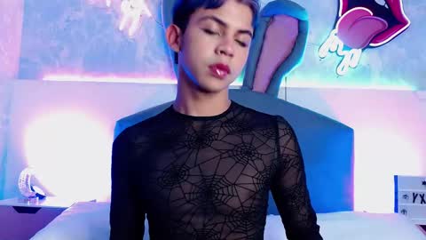 Snapshot of princeapolo_anki chatting on November 2025 08:30:01 PM Prince online show from November 2025 08:30:01 PM