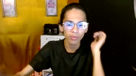 Snapshot of princeofcumxxx chatting on November 2025 11:35:01 AM Mel online show from November 2025 11:35:01 AM