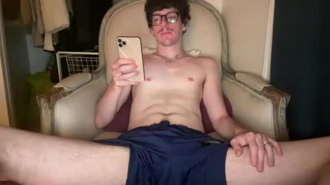 Peaches online show from October 2025 02:31:02 AM