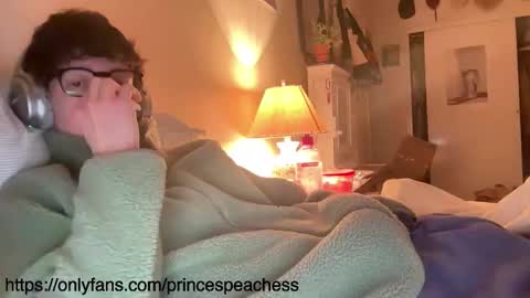 Peaches online show from January 2026 12:26:01 AM