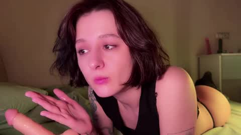 Kristina online show from December 2024 04:19:02 PM