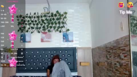 Princess Martinez online show from October 2025 04:27:02 PM