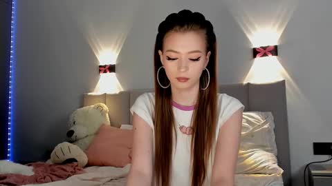 Princess Diana online show from December 2024 10:00:01 PM