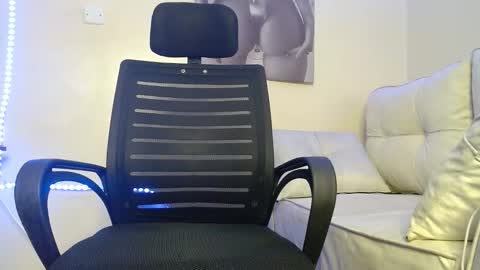 princess_princessa online show from March 2025 02:46:02 AM