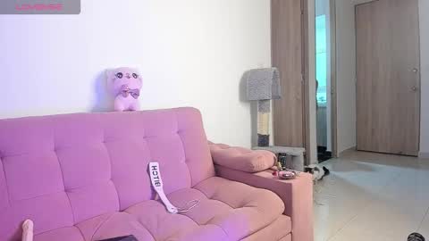 princessammy1 online show from December 2025 10:37:02 PM