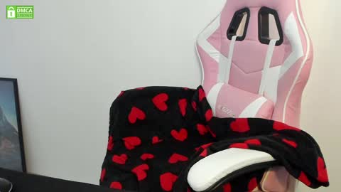 miss me check out my YT   online show from February 2025 08:33:02 AM