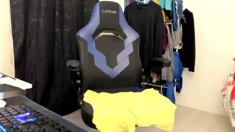 miss me check out my YT   online show from February 2025 12:48:02 PM