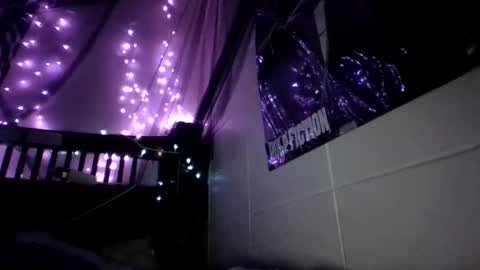 Snapshot of princesshollylove chatting on November 2025 03:17:01 AM Holly love online show from November 2025 03:17:01 AM