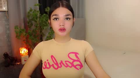 Snapshot of princesshugecumontop chatting on January 2025 10:51:01 AM PrincessDONT FORGET TO FOLLOW ME online show from January 2025 10:51:01 AM