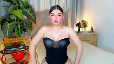 Snapshot of princesshugecumontop chatting on November 2025 12:11:02 PM PrincessDONT FORGET TO FOLLOW ME online show from November 2025 12:11:02 PM