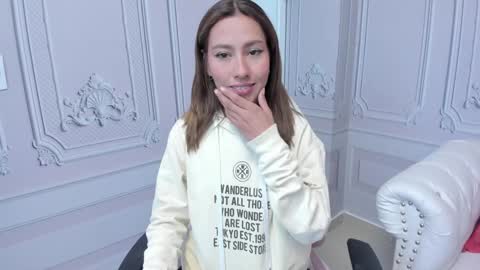 Snapshot of princesslittle_4u chatting on February 2025 02:59:01 PM online show from February 2025 02:59:01 PM