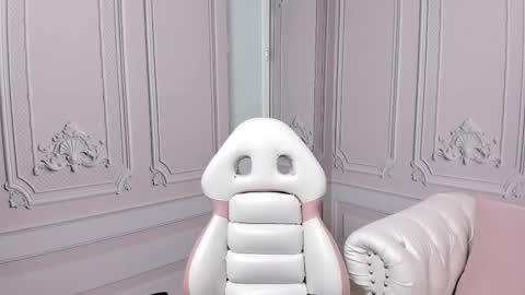 Snapshot of princesslittle_4u chatting on February 2025 10:14:01 AM online show from February 2025 10:14:01 AM