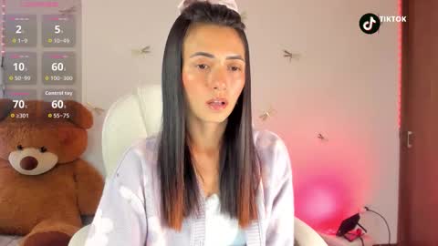 princessluna_14 online show from October 2025 09:15:01 PM