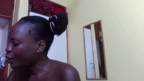 phelly online show from December 2025 06:12:01 PM