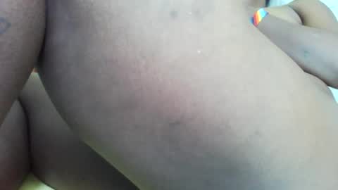 Snapshot of princessmiles2 chatting on April 2026 09:51:02 PM phelly online show from April 2026 09:51:02 PM