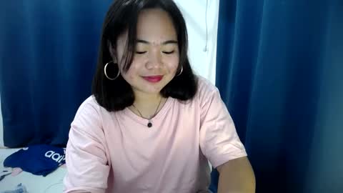 Snapshot of princessnaughty69 chatting on January 2025 01:27:01 PM SweetyHeart online show from January 2025 01:27:01 PM