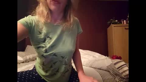 Snapshot of princesspeach_007 chatting on February 2025 02:58:01 AM Pretty Kitty online show from February 2025 02:58:01 AM