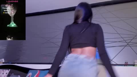 Snapshot of princesstina06 chatting on March 2026 01:23:02 AM Valentina online show from March 2026 01:23:02 AM