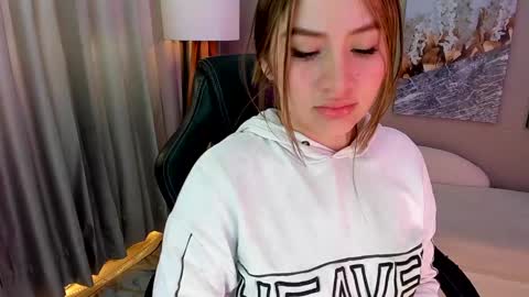 Snapshot of priya_rose chatting on January 2025 09:25:01 PM Priya Rose online show from January 2025 09:25:01 PM