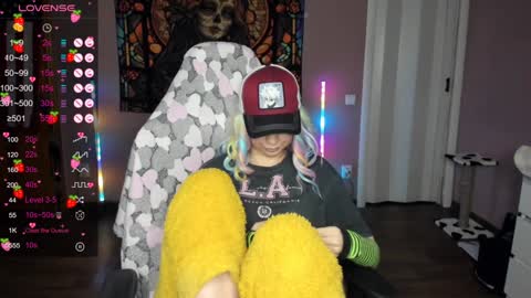 Di online show from December 2024 10:17:01 PM