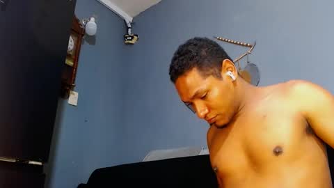 Grande y Gruesa online show from February 2025 02:59:02 PM