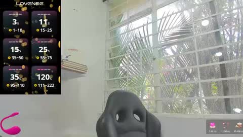 Snapshot of psique_naughty2 chatting on February 2025 05:17:02 PM psique_naughty2 online show from February 2025 05:17:02 PM