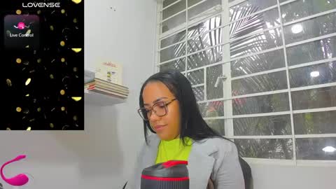 Snapshot of psique_naughty2 chatting on March 2025 12:33:02 PM psique_naughty2 online show from March 2025 12:33:02 PM