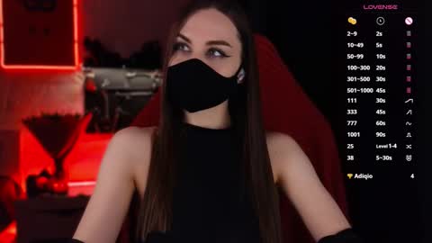 Elena online show from November 2025 11:25:01 PM