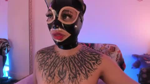 Snapshot of psychodoll_11 chatting on June 2026 04:20:02 PM psycodoll online show from June 2026 04:20:02 PM