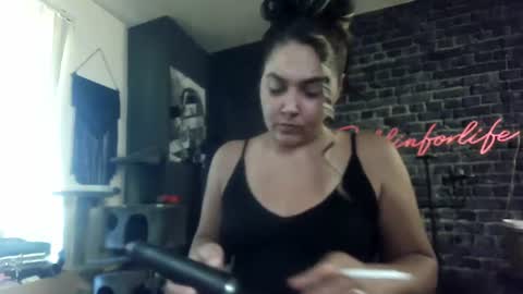 Snapshot of puddinforlife chatting on July 2026 01:09:01 PM Krystle online show from July 2026 01:09:01 PM